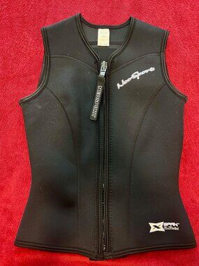 2.5mm Women's NeoSport Neoprene Vest Size 4